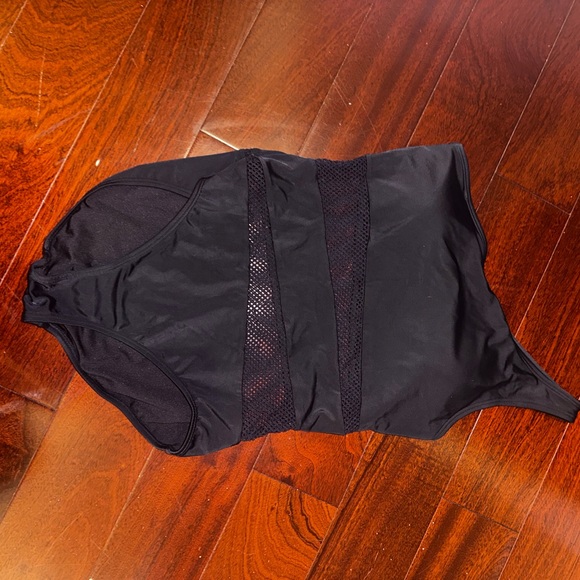 Worn once mesh swim suit - Picture 2 of 4